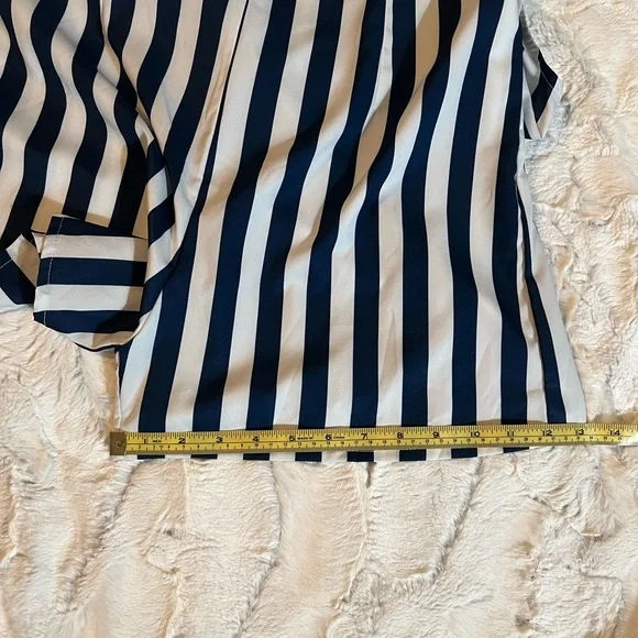 Romper with skirt that is not attached - Picture 5 of 7